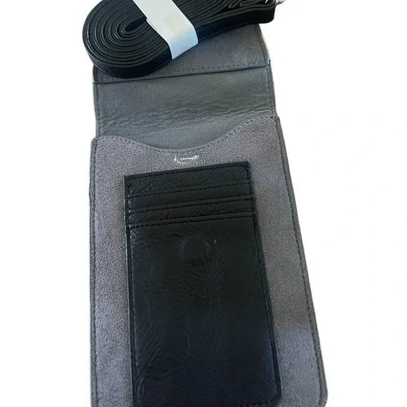 K Carrol Key & Card Holder with RFID Protection - Picture 3 of 10